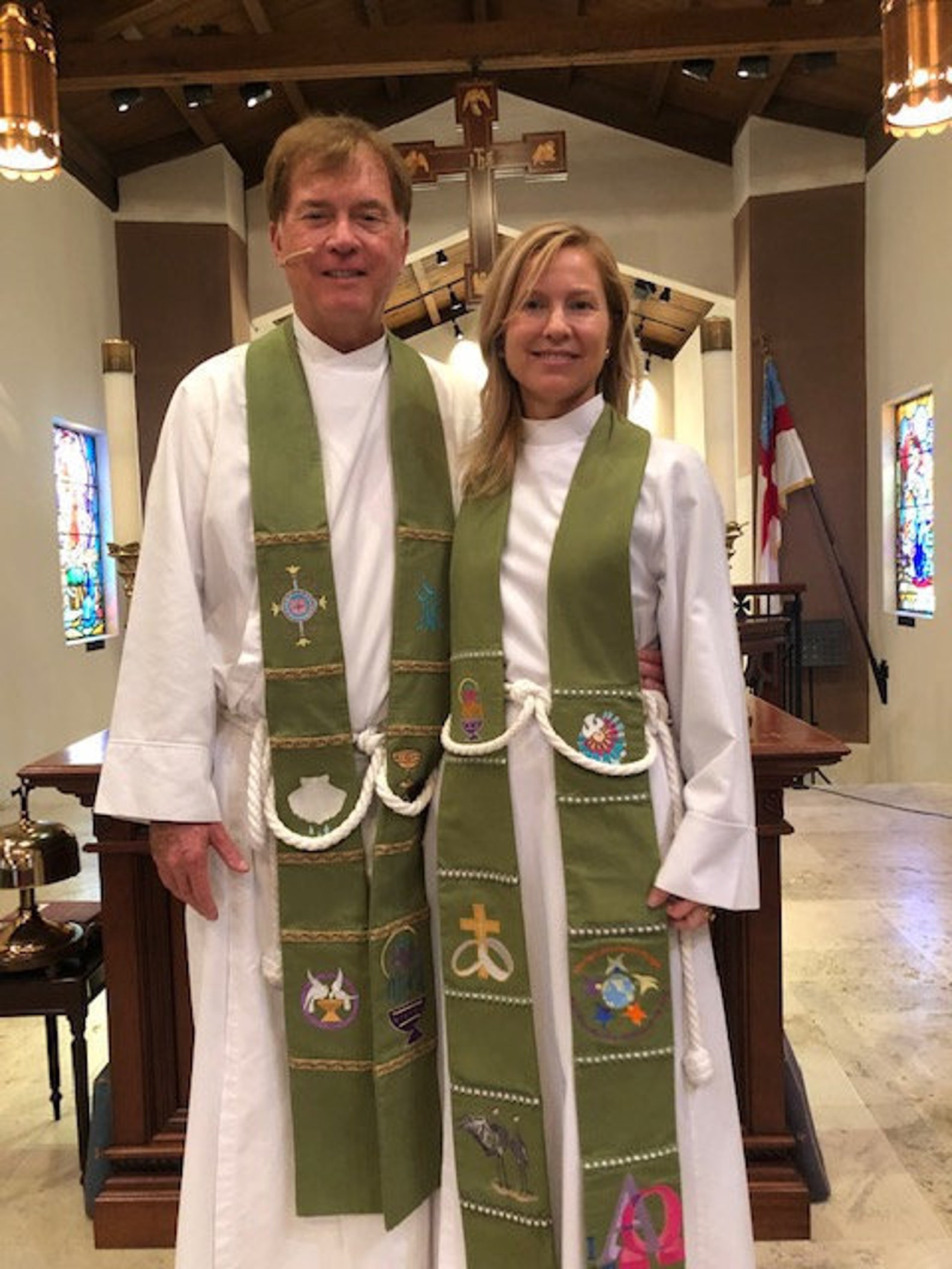 Custom Embroidered Clergy Stole: Personalized Pastor Gift